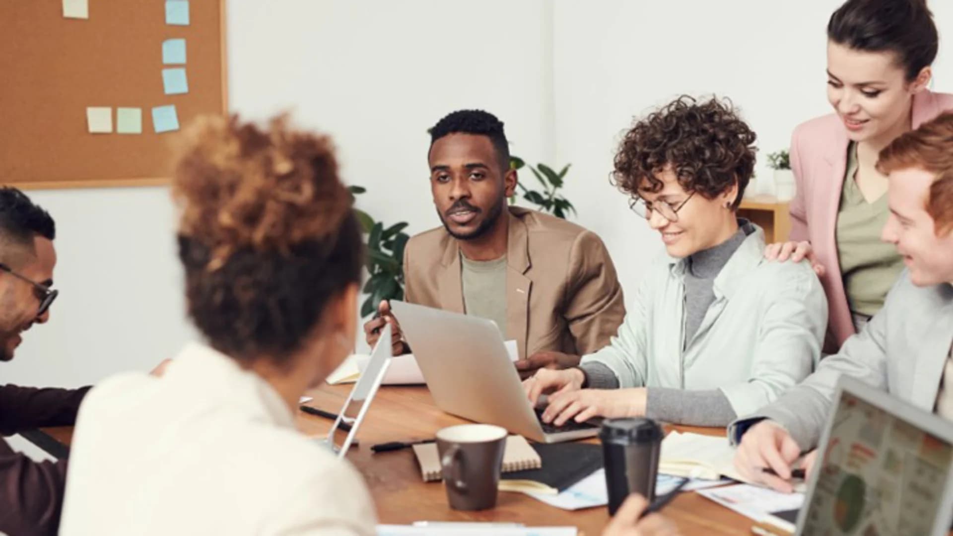 Photo de Is diversity protected and valued at Accenture? In what ways ?